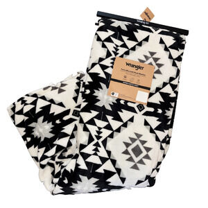Wrangler Macro Grey Black Aztec Plush Throw Blanket Large Super Soft 60 x 70 NEW